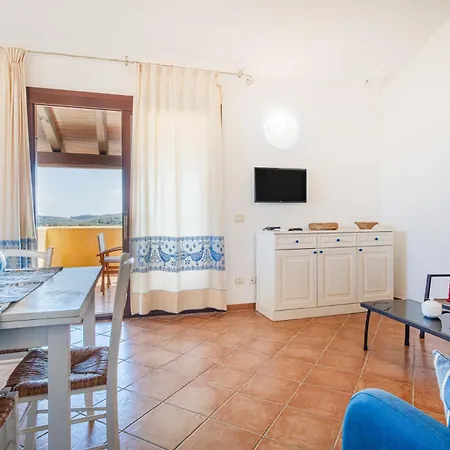 Ambra - Porto San Paolo Holiday home *