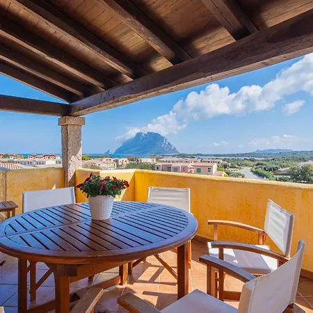 Ambra - Porto San Paolo Holiday home *